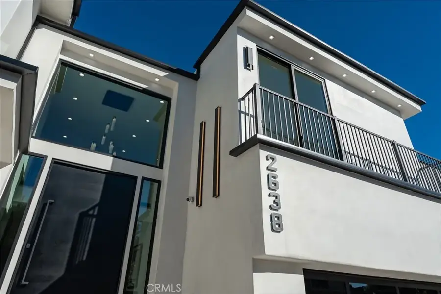 2638 Zorada Drive, Los Angeles, CA 90046 - Image #2