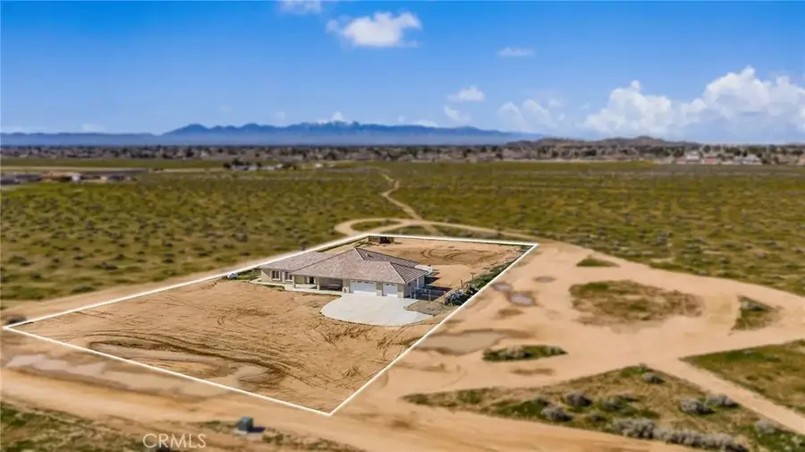 15088 Mesquite Road, Apple Valley, CA 92307 - #2