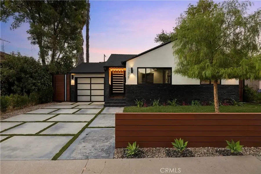 17929 Martha Street, Encino, CA 91316 - Image #2