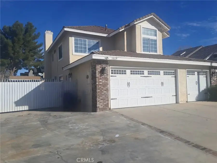 1609 Silvia, Lancaster, CA 93535 - #3