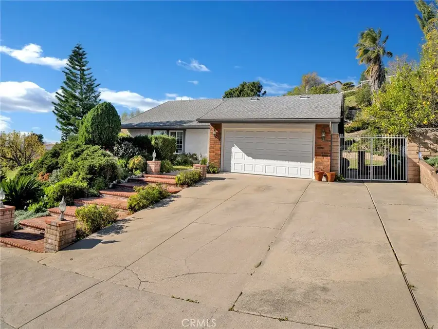 11355 Pala Mesa, Porter Ranch, CA 91326 - Image #2