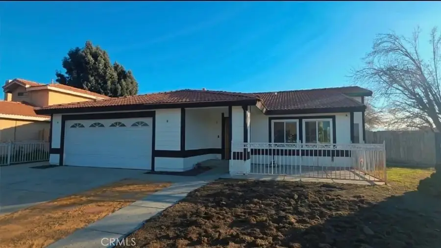 4604 E Avenue R6, Palmdale, CA 93552 - Image #2