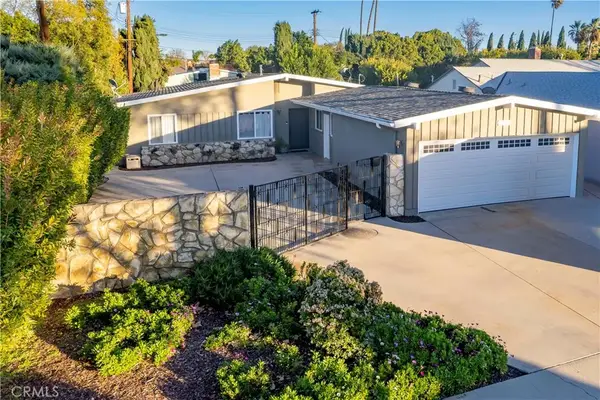 6914 Andasol, Lake Balboa, CA 91406