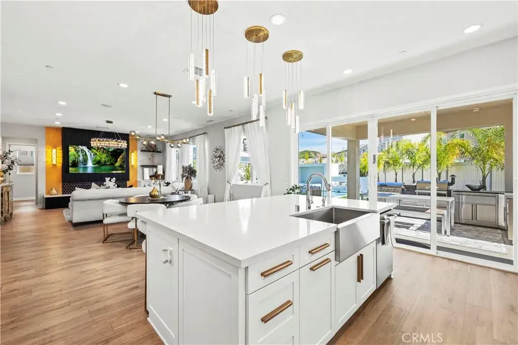 28618 Bloom, Saugus, CA 91350 - #1