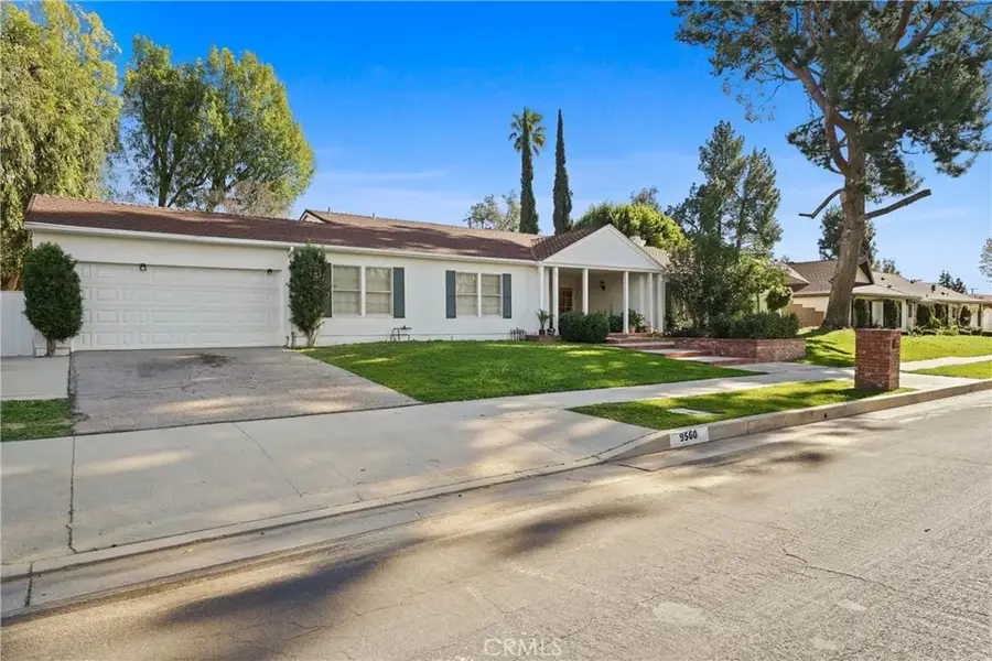 9560 Shoshone Avenue, Northridge, CA 91325 - #2