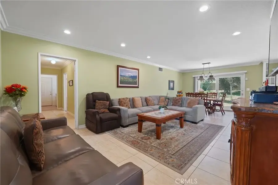 9560 Shoshone Avenue, Northridge, CA 91325 - #3