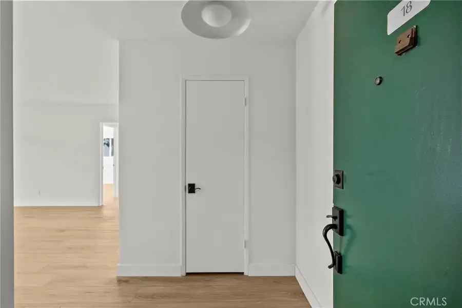 5328 Newcastle #18, Encino, CA 91316 - Image #2