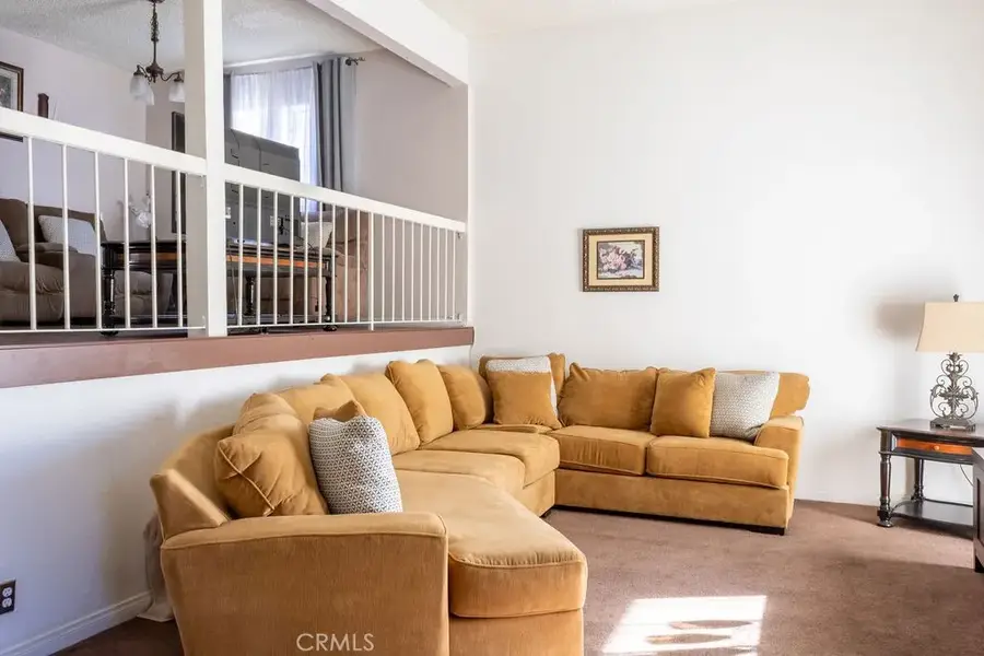 18425 Saticoy Street #1, Reseda, CA 91335 - Image #3