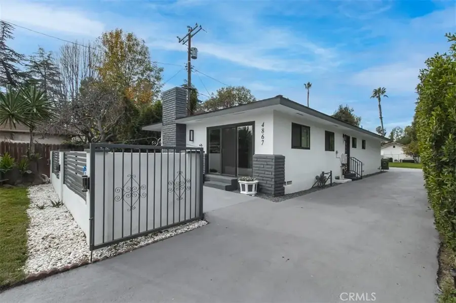 4867 Noble, Sherman Oaks, CA 91403 - Image #3