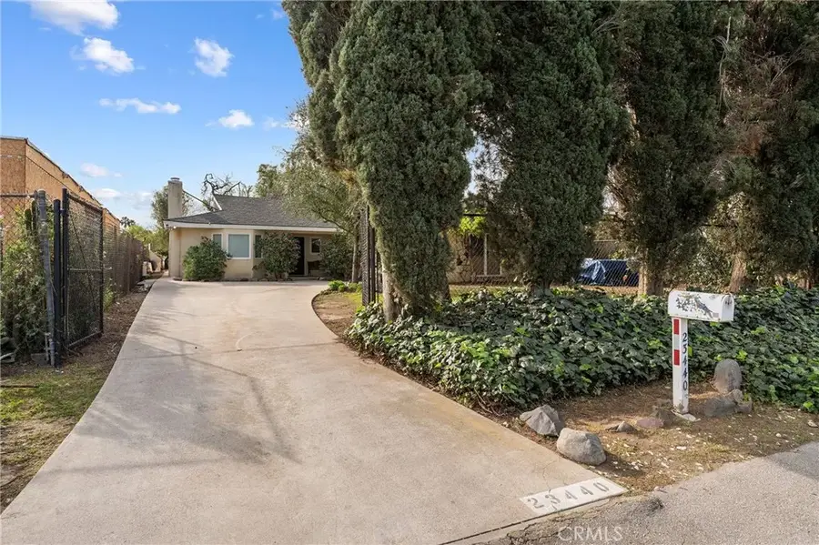 23440 Collins Street, Woodland Hills, CA 91367 - Image #3