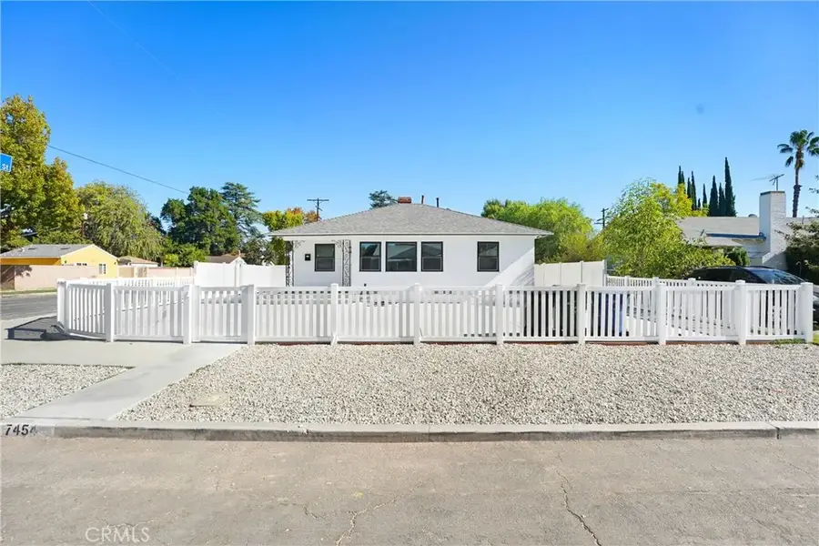 7454 Gaviota Avenue, Van Nuys, CA 91406 - Image #2