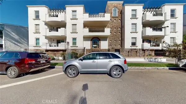 12407 Moorpark #301, Studio City, CA 91604