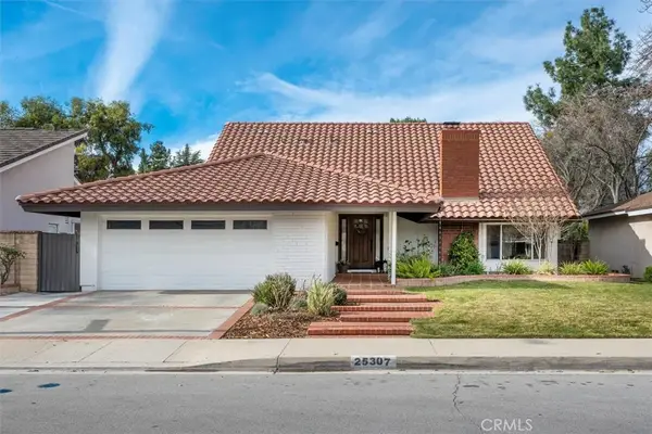 25307 Avenida Ronada, Valencia, CA 91355
