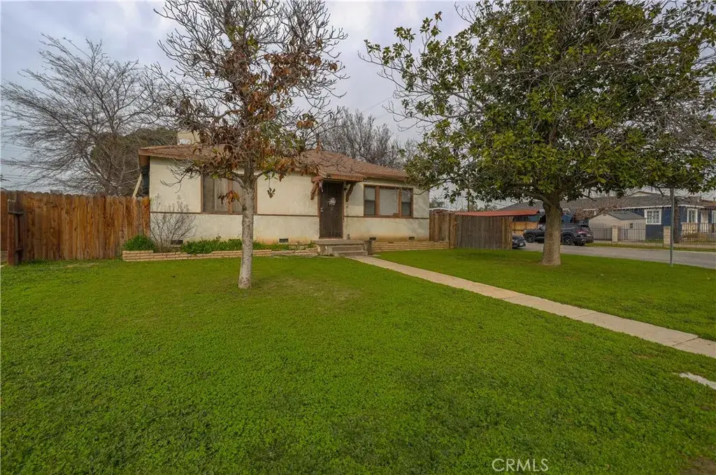 4416 Mesa, Bakersfield, CA 93306 - #1