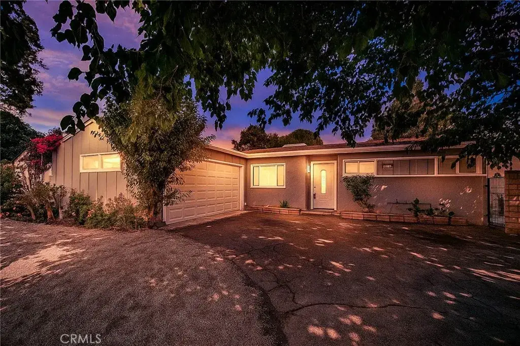 7848 Chastain Avenue, Reseda, CA 91335 - Image #1