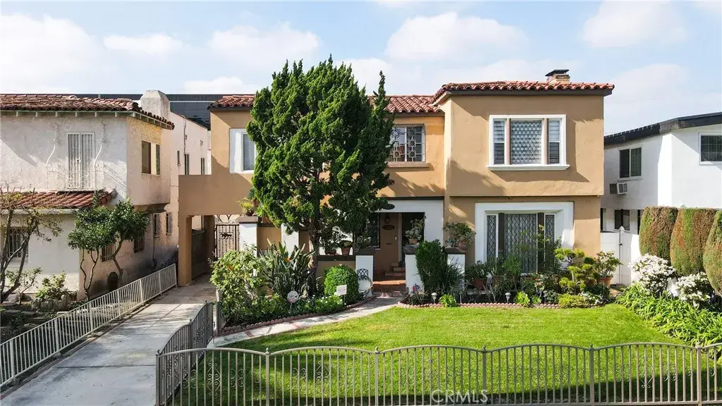 137 N Hamilton Drive, Beverly Hills, CA 90211 - #1