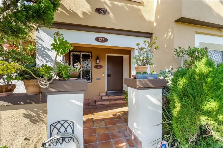 137 N Hamilton Drive, Beverly Hills, CA 90211 - #2