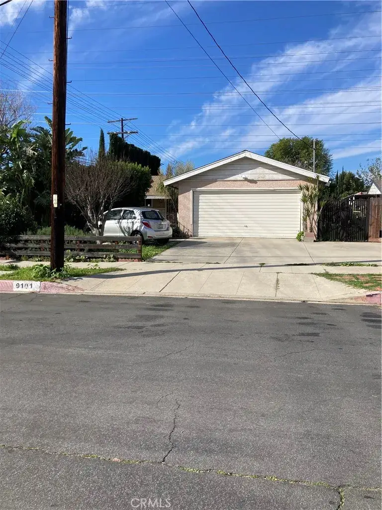 9101 Geyser, Northridge, CA 91324 - #1