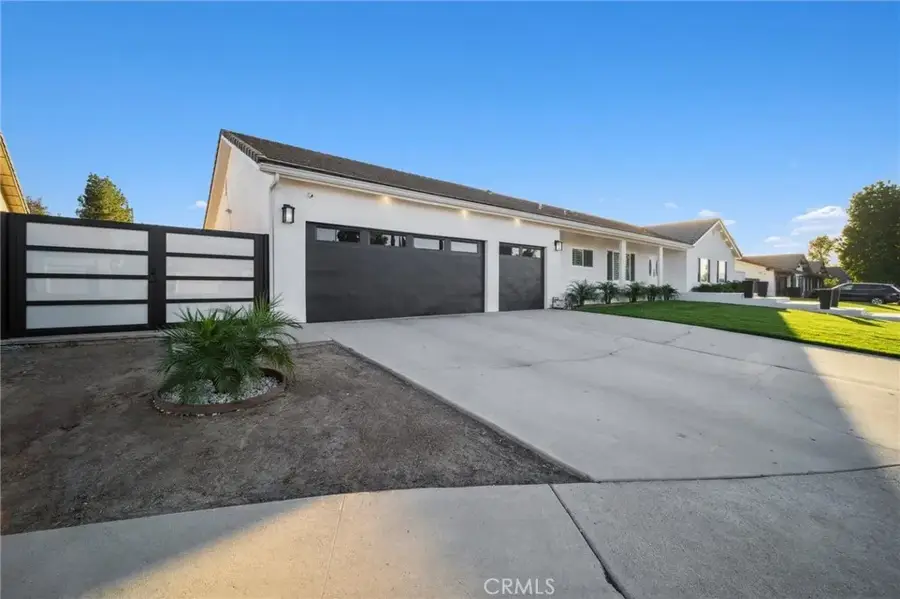 17158 Citronia Street, Northridge, CA 91325 - #3