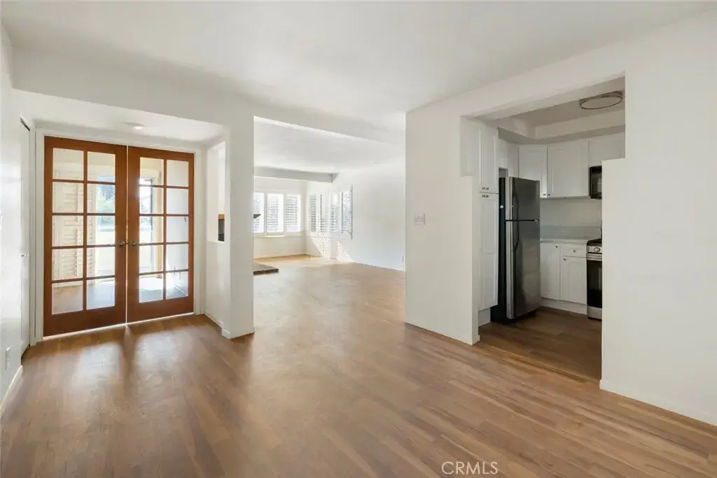 7800 Topanga Canyon Boulevard #207, Canoga Park, CA 91304 - Image #1