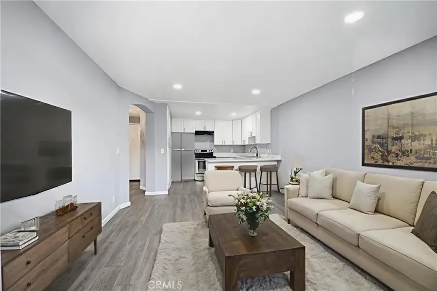 6815 Remmet #215, Canoga Park, CA 91303 - #2