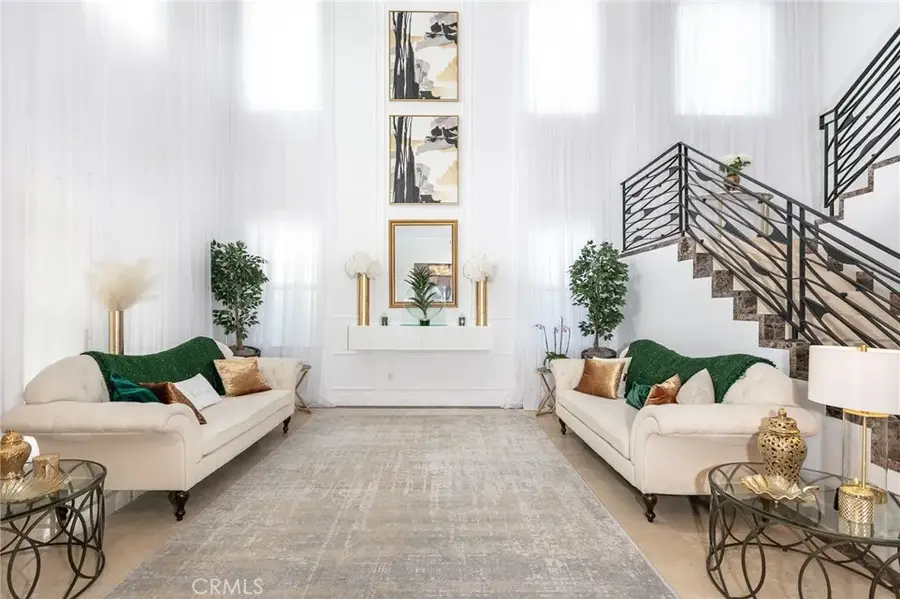 20423 Via Botticelli, Porter Ranch, CA 91326 - Image #3