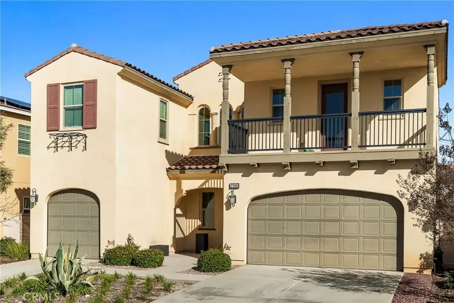 27606 Skylark Lane, Saugus, CA 91350 - Image #2