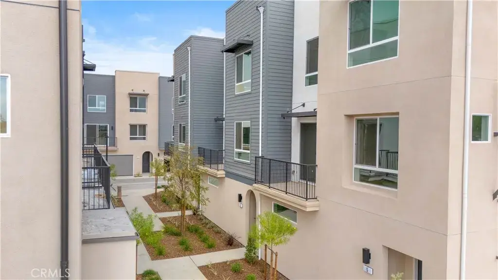 9429 N Sepulveda Blvd. #3, North Hills, CA 91343 - Image #1