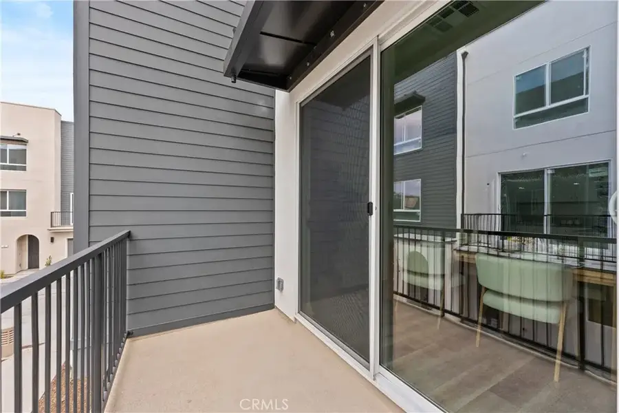 9429 N Sepulveda Blvd. #3, North Hills, CA 91343 - Image #2