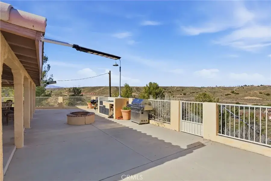 14455 Summit Valley, Hesperia, CA 92345 - Image #2