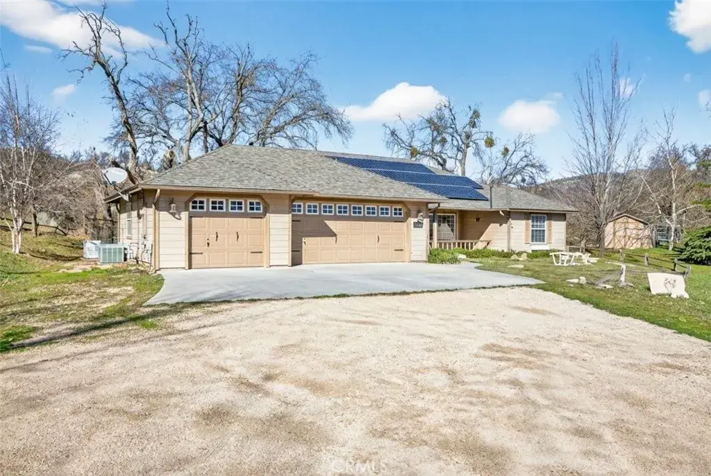 30261 Knight Court, Tehachapi, CA 93561 - #1