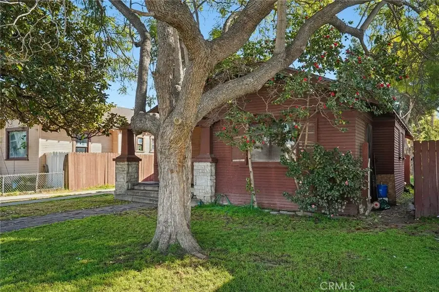 1334 E 9th Street East, Long Beach, CA 90813 - #3