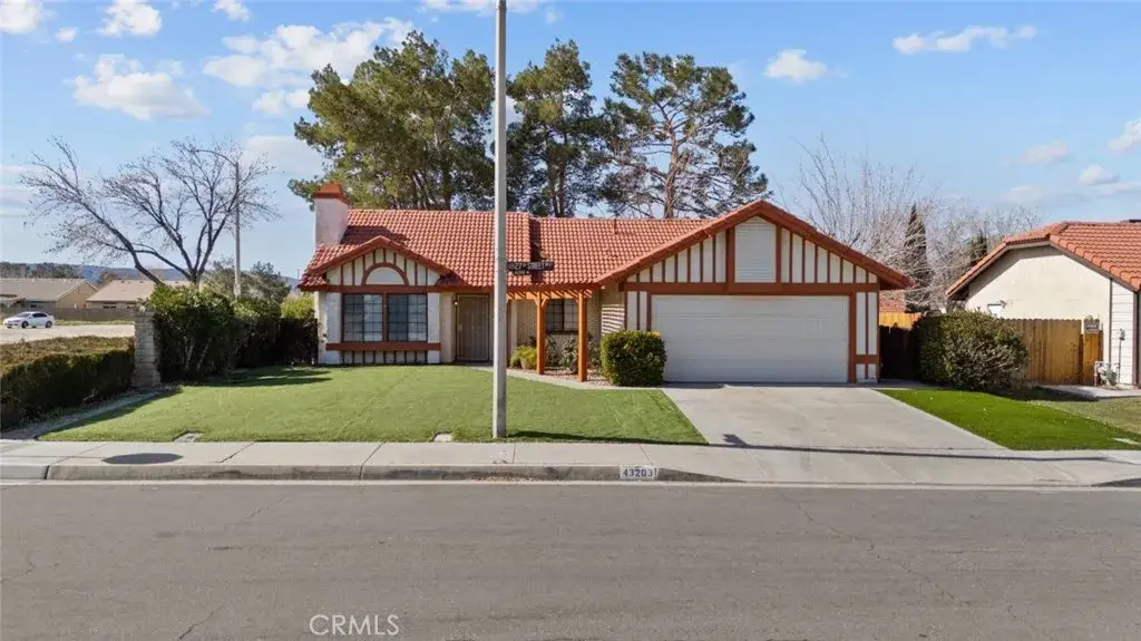 43203 27th Street West, Lancaster, CA 93536 - Image #1