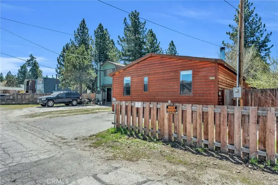 1124 W Country Club Boulevard, Big Bear City, CA 92314 - Image #3