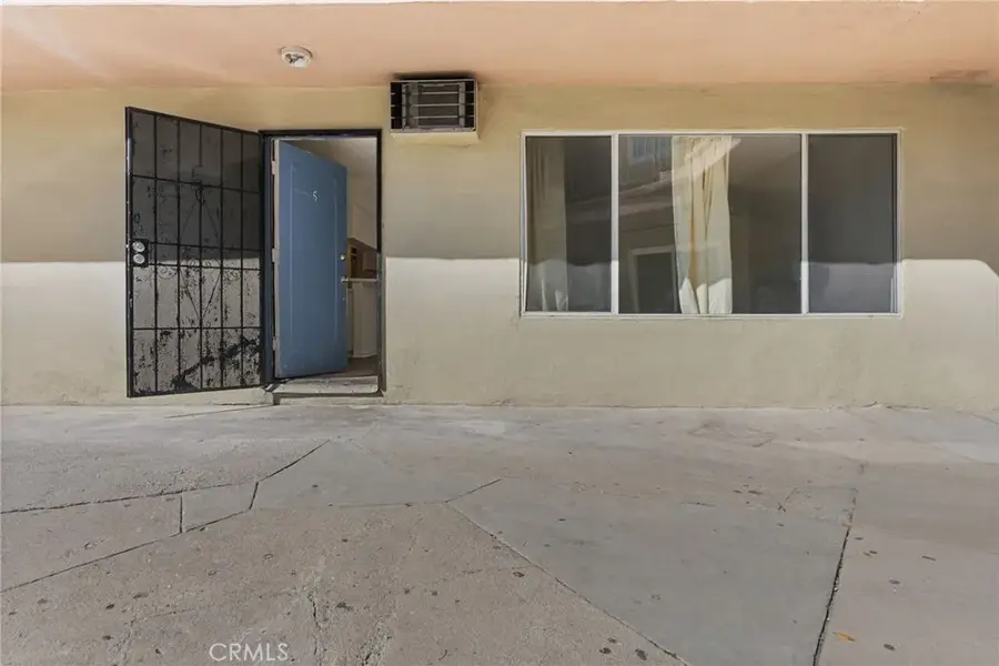 8649 Sunland Boulevard #5, Sun Valley, CA 91352 - Image #3