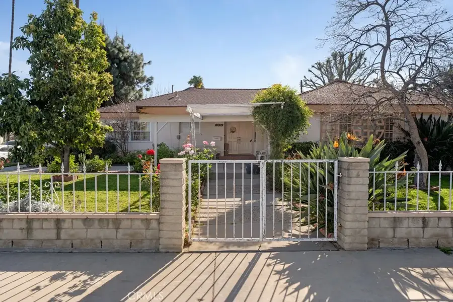 16402 Sunburst St, North Hills, CA 91343 - Image #2