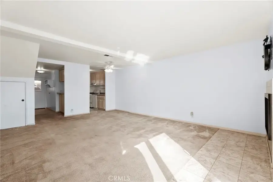 15047 Chatsworth, Mission Hills, CA 91345 - #3