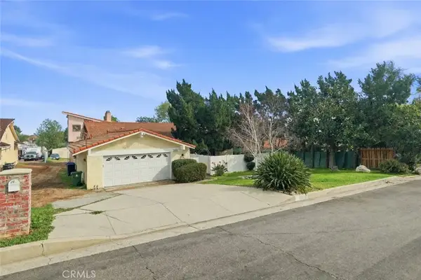 10516 Independence Avenue, Chatsworth, CA 91311