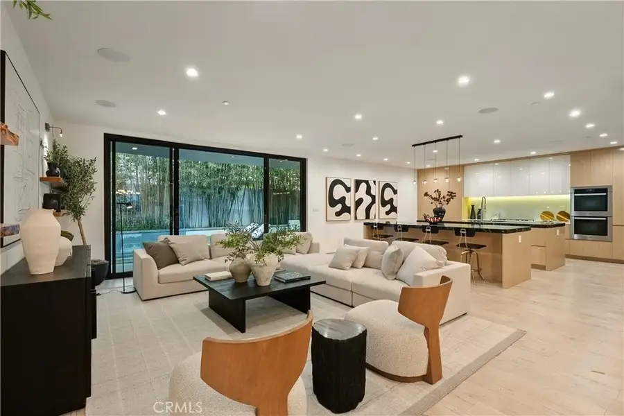 4242 Vantage Avenue, Studio City, CA 91604 - Image #3