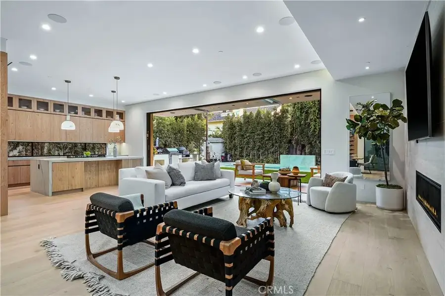 14812 Huston Street, Sherman Oaks, CA 91403 - #3