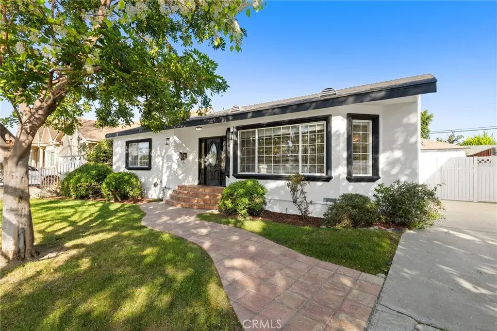 13951 Addison, Sherman Oaks, CA 91423 - Image #1