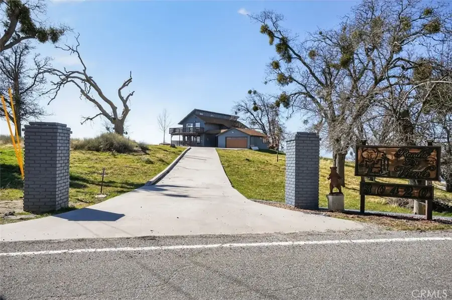 30420 Starland Drive, Tehachapi, CA 93561 - #2