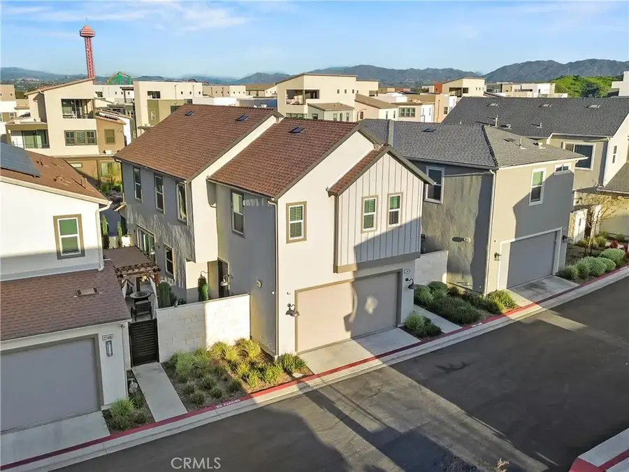 27478 Boulderview, Valencia, CA 91381 - Image #2