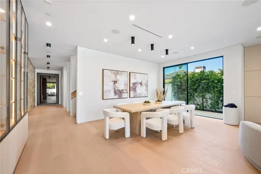 16728 Morrison Street, Encino, CA 91436 - Image #3