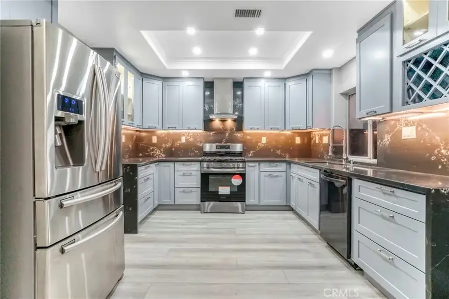 19940 Mariposa Creek, Porter Ranch, CA 91326 - Image #2