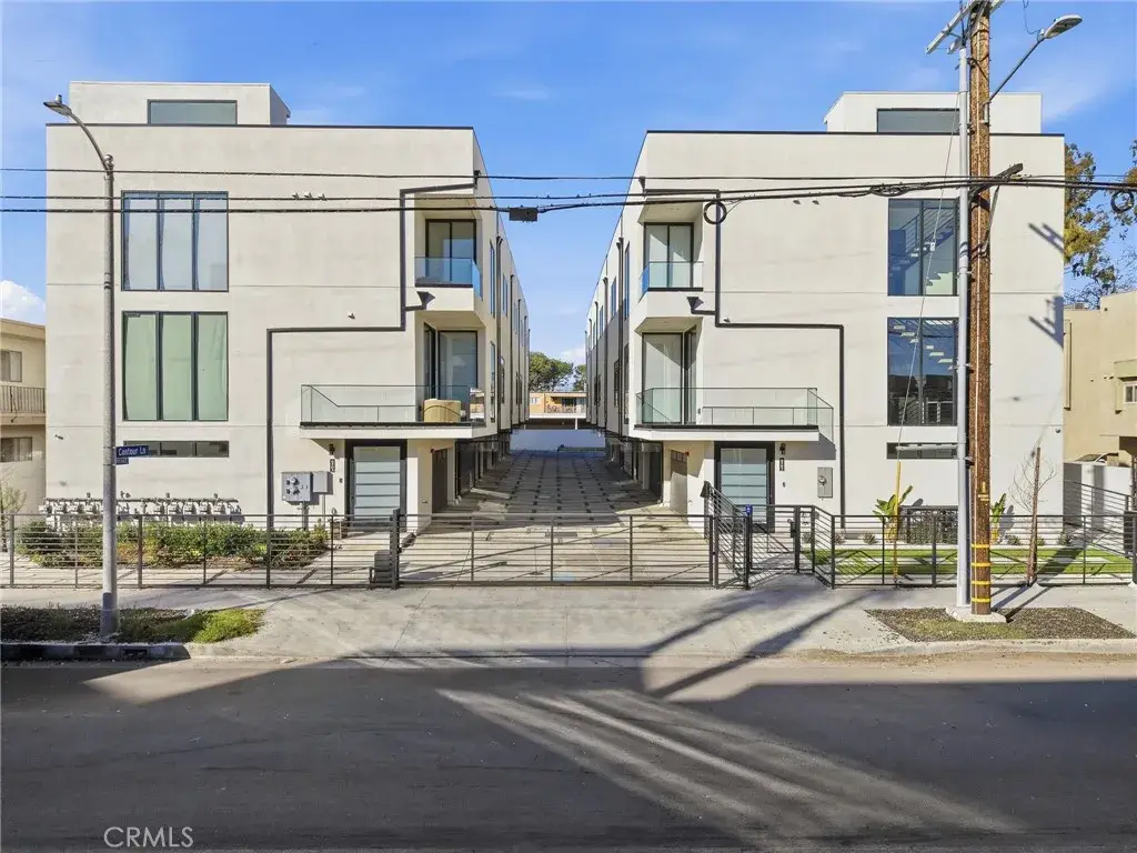 6511 N Contour Lane, North Hollywood, CA 91606 - Image #1