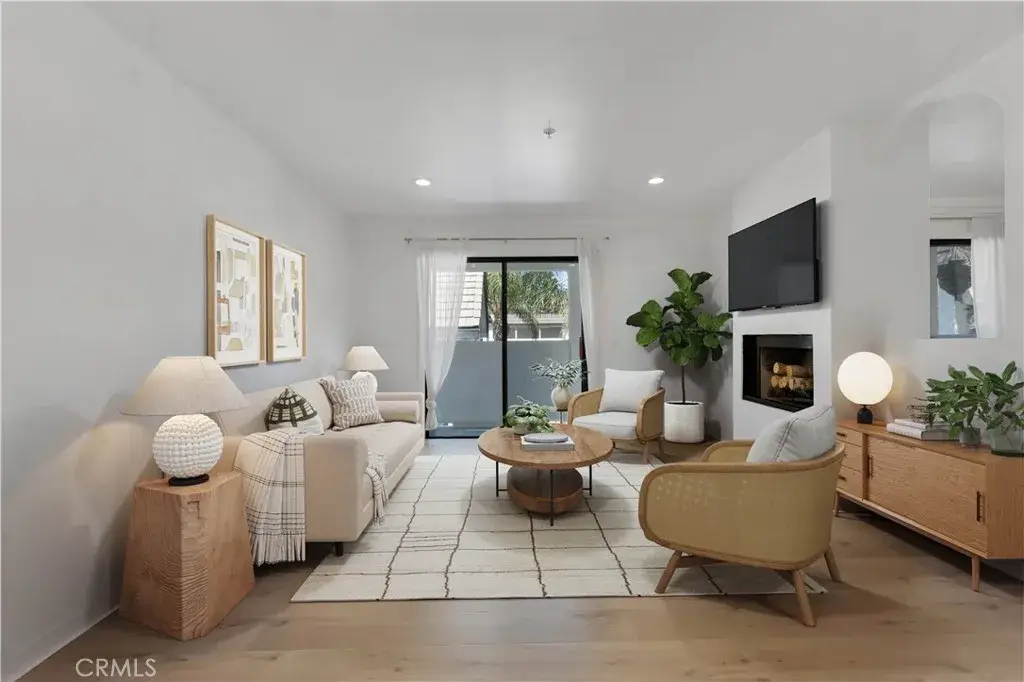 17735 Kinzie Street #304, Northridge, CA 91325 - #1