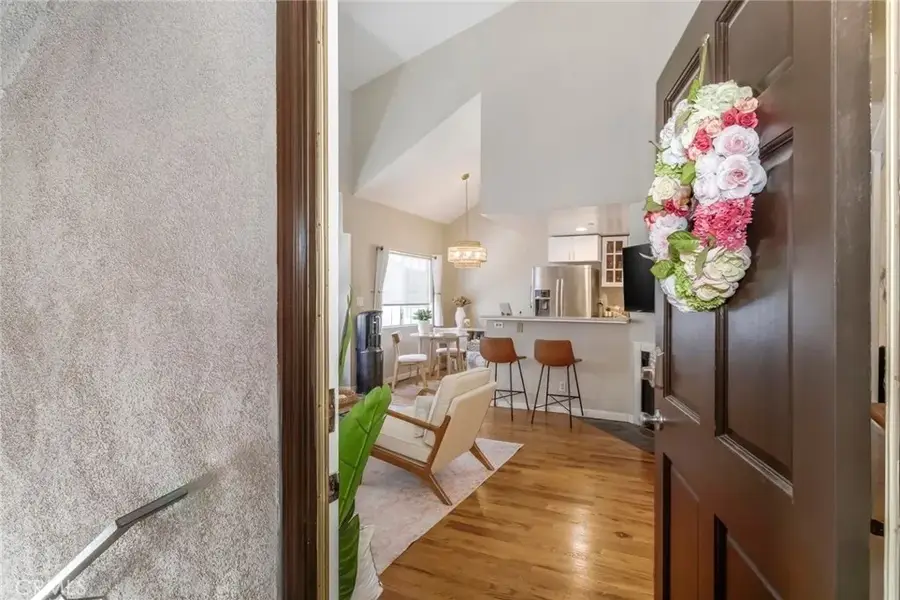 1116 E Palmer Avenue, Glendale, CA 91205 - Image #3