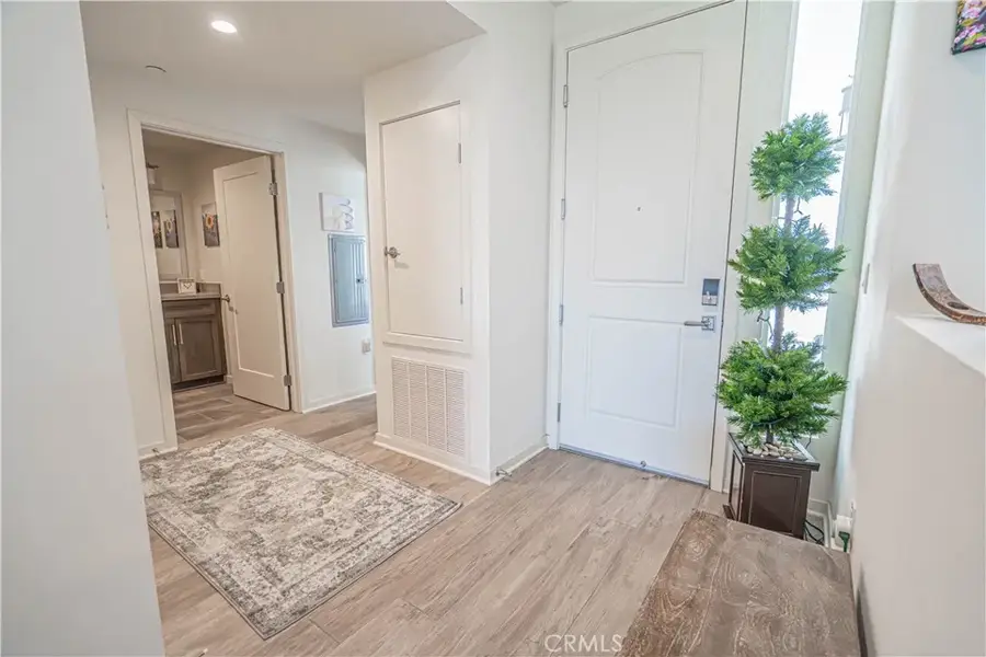 4060 Tradewinds Drive, Oxnard, CA 93035 - Image #2