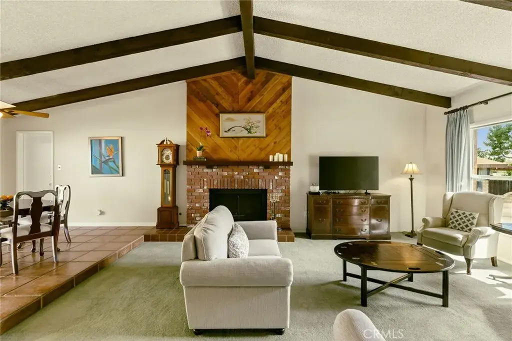 2217 Crescent Avenue, Montrose, CA 91020 - #1